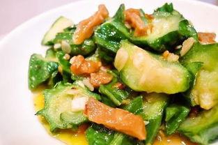 胶瓜怎么炒着吃,创意炒制新体验