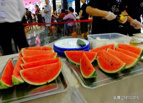 聊城吃瓜节,夏日狂欢，瓜果飘香，共享丰收喜悦
