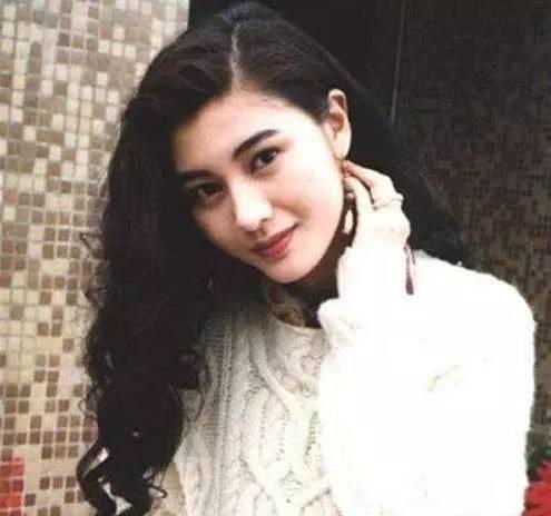 李嘉欣吃瓜,揭秘娱乐圈幕后真相